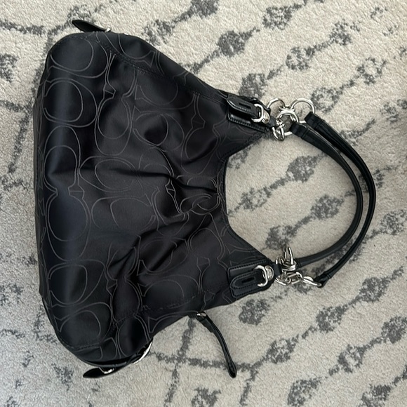 Coach purse - Picture 1 of 4